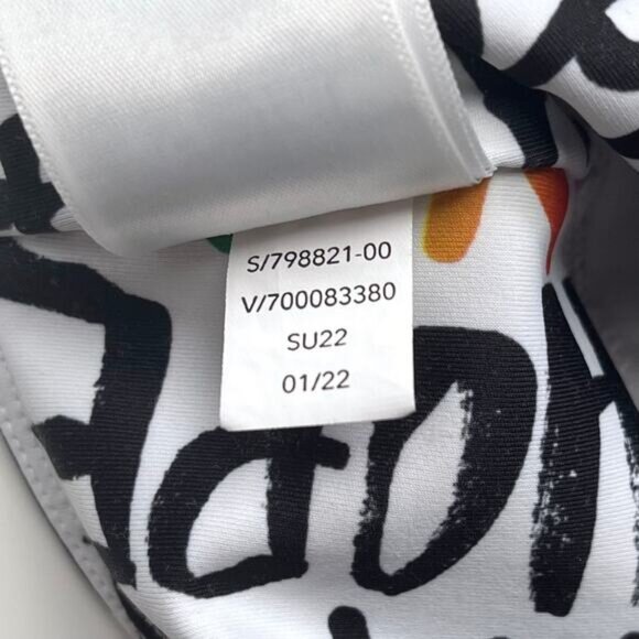 Athleta Elation Train Short PRIDE Print Size Small Bike Cycle Gym Outdoor Studio - Picture 2 of 13